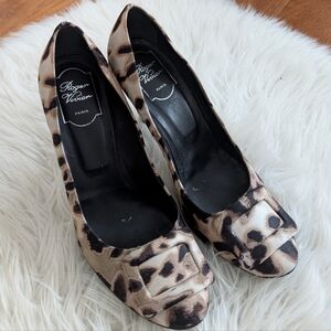 Roger Vivier Leopard Print Iconic Trompette Pumps High Heels 40 / 10